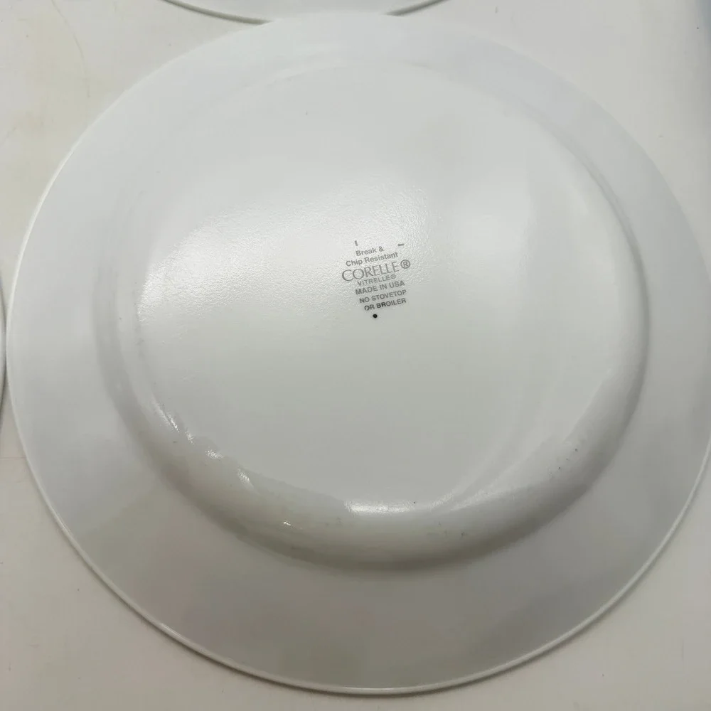 Corelle Nouveau Lunch Plates Set of 4 Black Grey Paisley salad plates